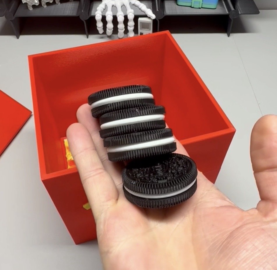 Oreo Please Don't Eat